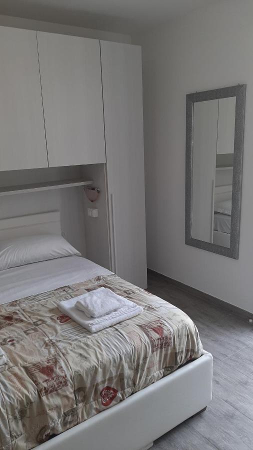 Riviera Hotel 2*